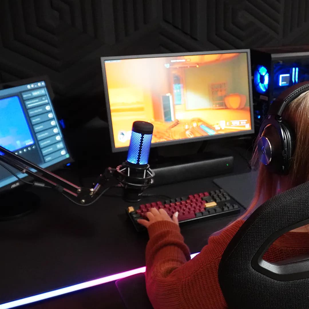 leetdesk gamer desks for heavy streaming setups