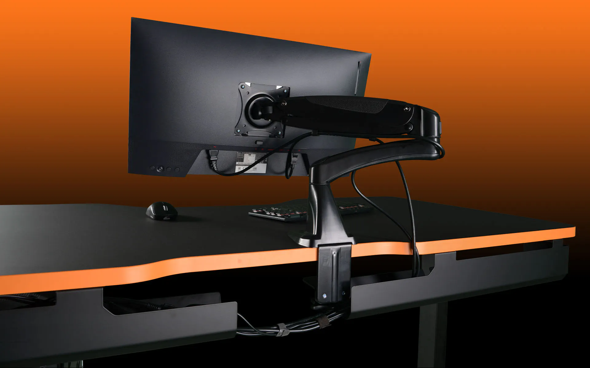 Cable management on the gaming desk