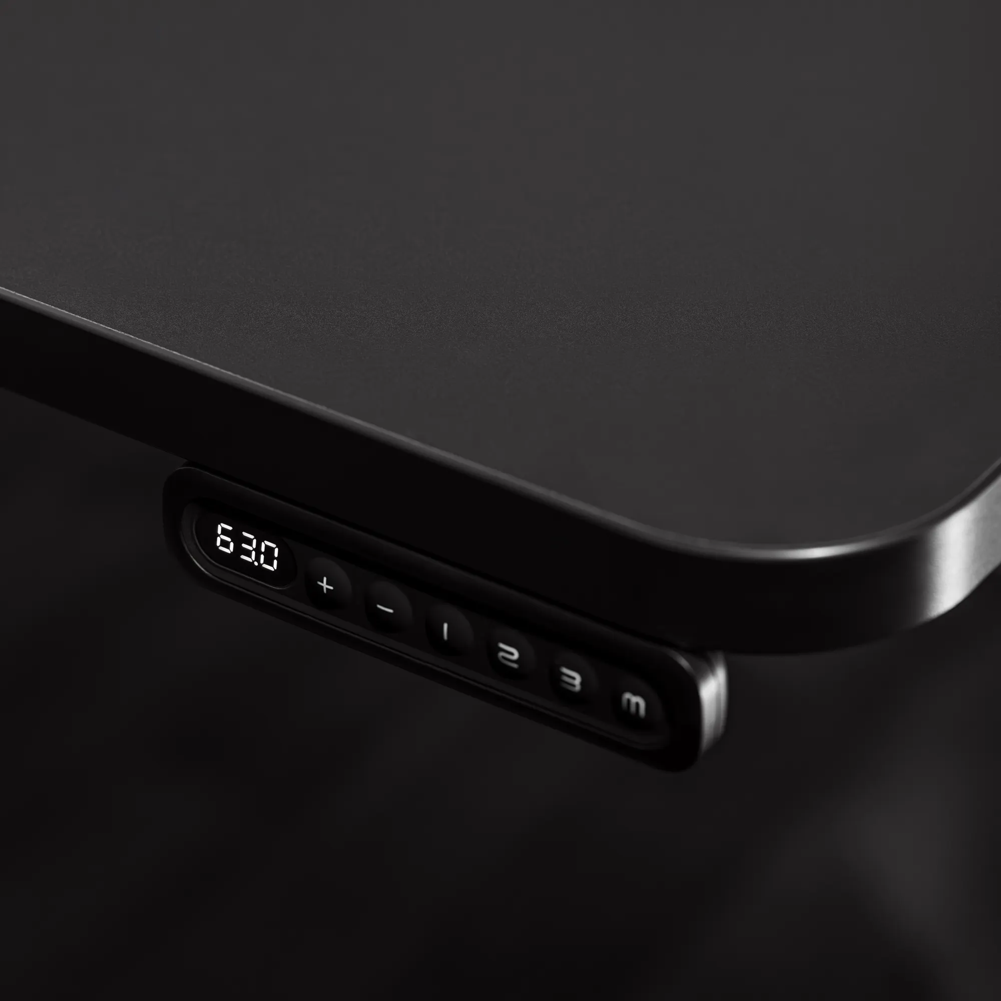 leetdesk pro classic in dark with black edge banding