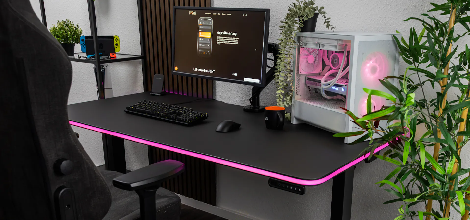 RGB gaming desks with LED lighting from Leetdesk